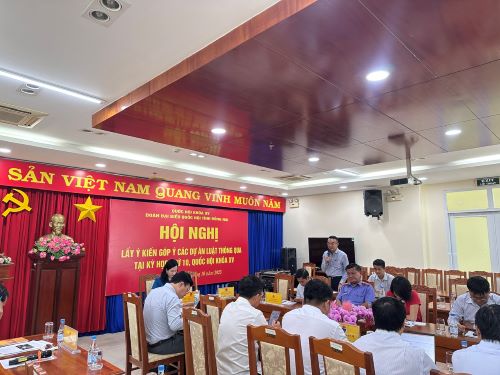 10-10-2025 phat bieu.jpg
